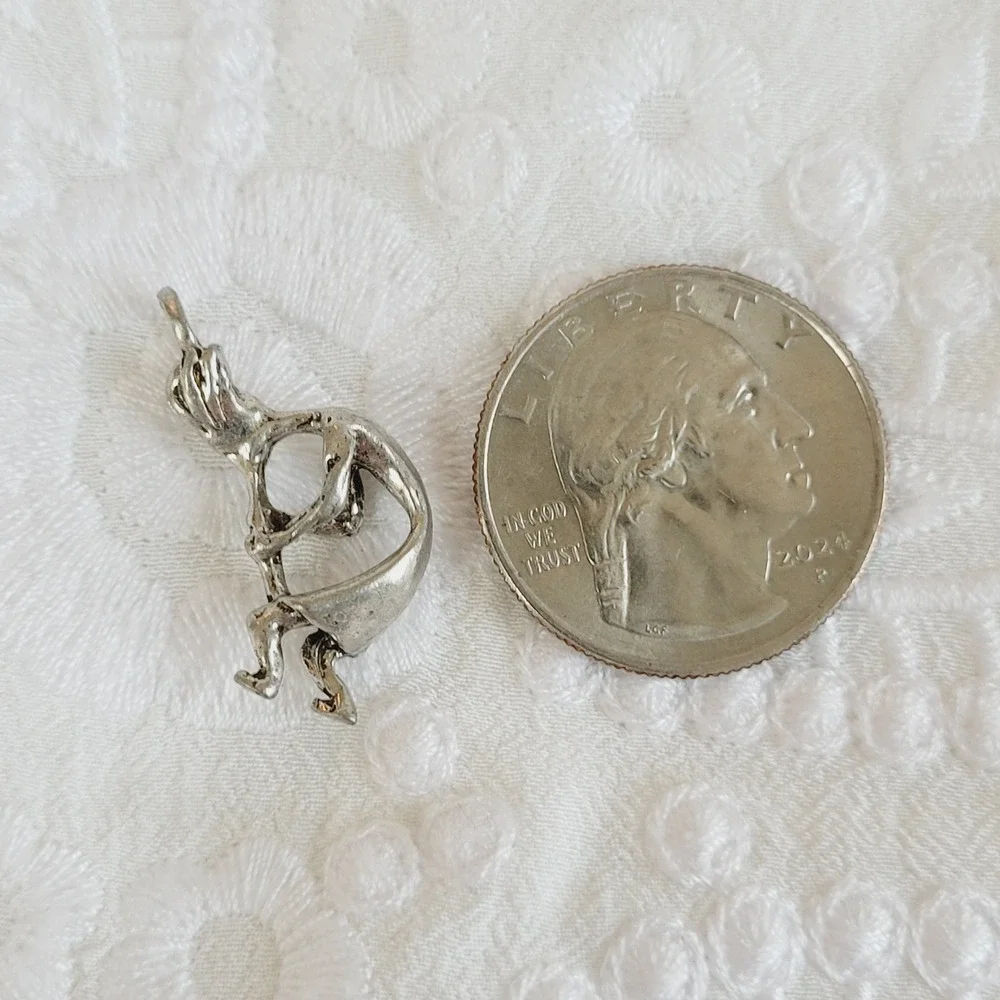 Kokopelli Pendant Silver Tone Southwestern Flute Player Music Tribal Boho 21469